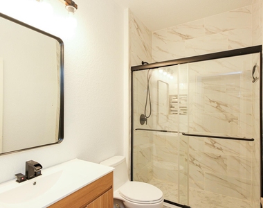 10312 Lone Pine Ln - Photo Thumbnail 15