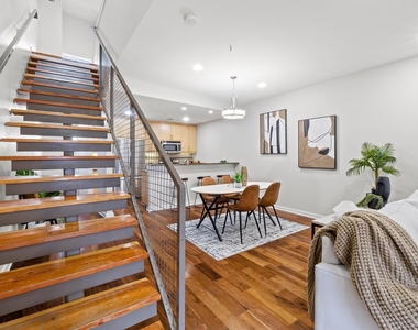 503 Swanee Dr - Photo Thumbnail 2