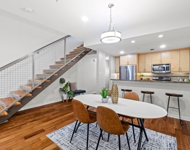 503 Swanee Dr - Photo Thumbnail 7