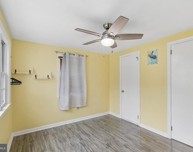556 Anne Street - Photo Thumbnail 21