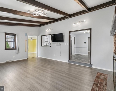 556 Anne Street - Photo Thumbnail 37