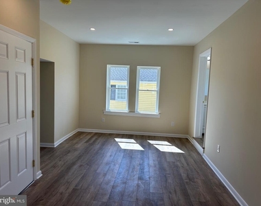 319 W Ridge Pike - Photo Thumbnail 4