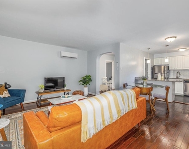 150 E Wynnewood Road - Photo Thumbnail 1