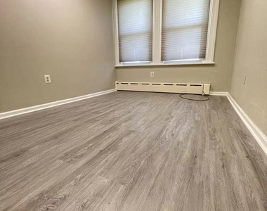 1822 Old York Road - Photo Thumbnail 5