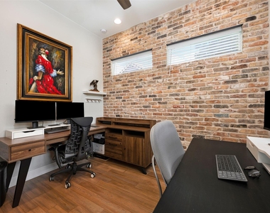 408 W 16th St - Photo Thumbnail 6