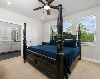 408 W 16th St - Photo Thumbnail 25