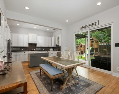 408 W 16th St - Photo Thumbnail 10