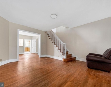 31 Lamport Road - Photo Thumbnail 3