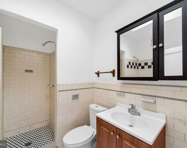 31 Lamport Road - Photo Thumbnail 14