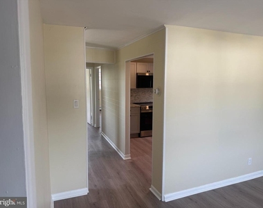 1620 Macdade Boulevard - Photo Thumbnail 3