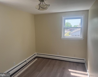 1620 Macdade Boulevard - Photo Thumbnail 9