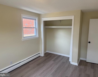 1620 Macdade Boulevard - Photo Thumbnail 8