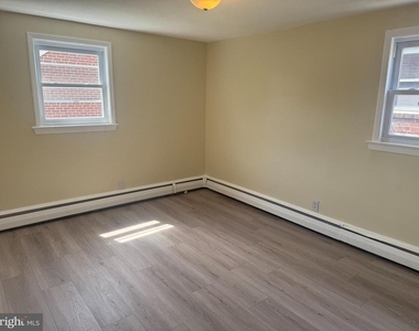 1620 Macdade Boulevard - Photo Thumbnail 7