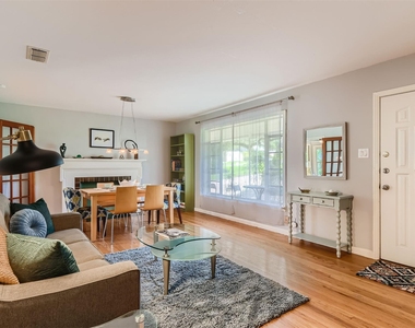 6804 Vine St - Photo Thumbnail 2
