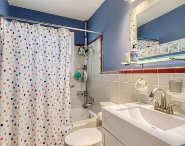 6804 Vine St - Photo Thumbnail 8