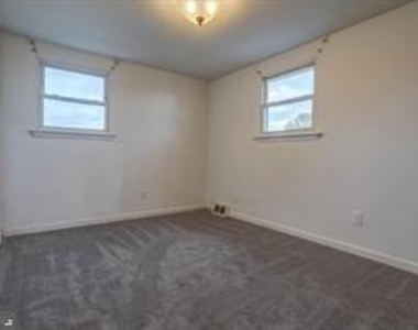 168 N Bonsall Avenue - Photo Thumbnail 8