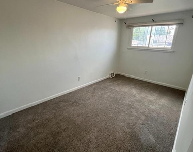 168 N Bonsall Avenue - Photo Thumbnail 14