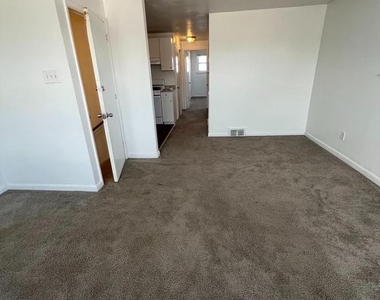 168 N Bonsall Avenue - Photo Thumbnail 16