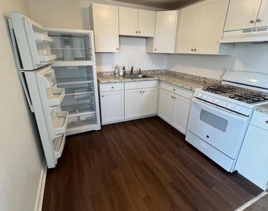 168 N Bonsall Avenue - Photo Thumbnail 9