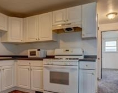 168 N Bonsall Avenue - Photo Thumbnail 5