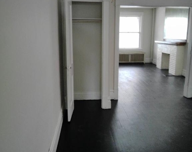 2728 N 6th Street - Photo Thumbnail 2