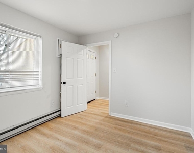 300 N Penn Street - Photo Thumbnail 5