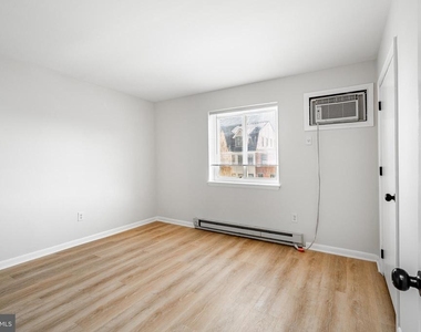 300 N Penn Street - Photo Thumbnail 13