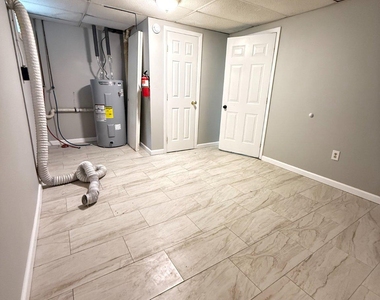 845 Poplar Street - Photo Thumbnail 8