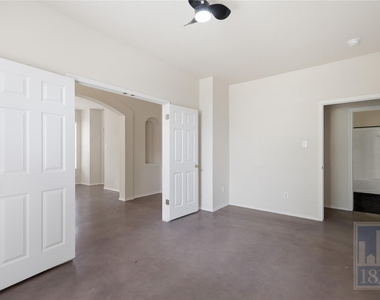 2217 Speidel Dr - Photo Thumbnail 22