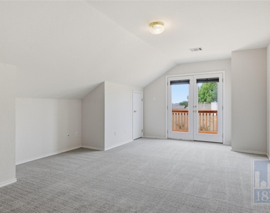 2217 Speidel Dr - Photo Thumbnail 19