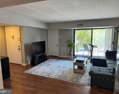 283 E Village Road - Photo Thumbnail 8