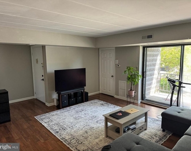 283 E Village Road - Photo Thumbnail 9