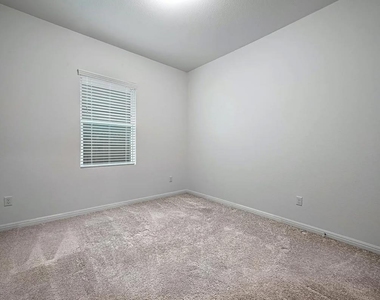 19408 Samuel Welch Way - Photo Thumbnail 10