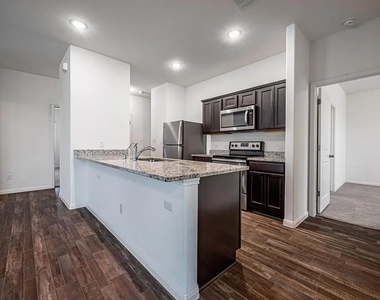 19408 Samuel Welch Way - Photo Thumbnail 6