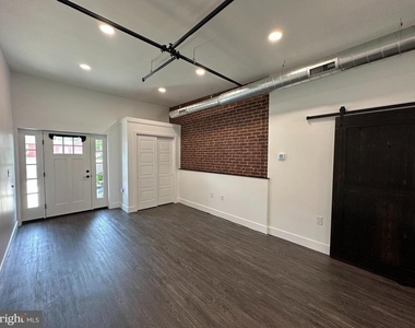 819 Blooming Glen Road - Photo Thumbnail 4