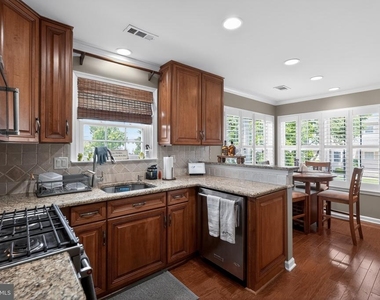 2508 Waterford Road - Photo Thumbnail 4