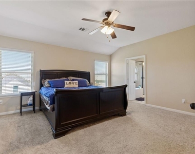 2337 Muzzie Ln - Photo Thumbnail 19