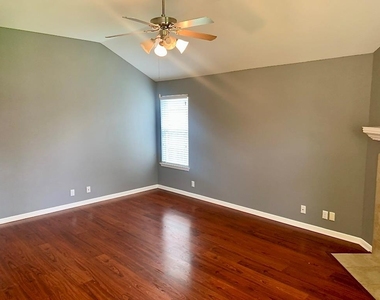 18808 Keeli Ln - Photo Thumbnail 2