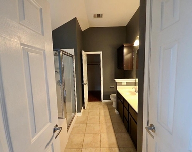 18808 Keeli Ln - Photo Thumbnail 9