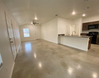 2320 Duntov Dr - Photo Thumbnail 2