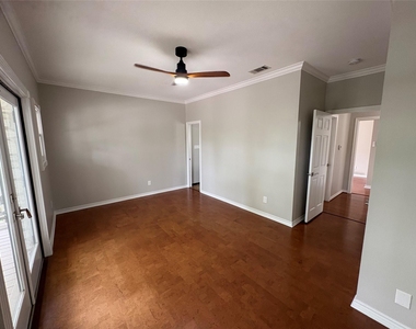 1204 W 39th St - Photo Thumbnail 26