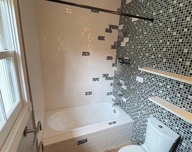1204 W 39th St - Photo Thumbnail 29