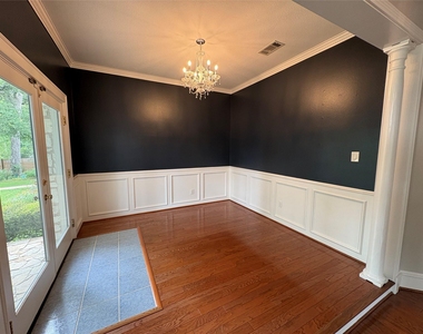 1204 W 39th St - Photo Thumbnail 5