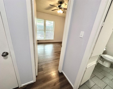 3822 Southway Dr - Photo Thumbnail 21