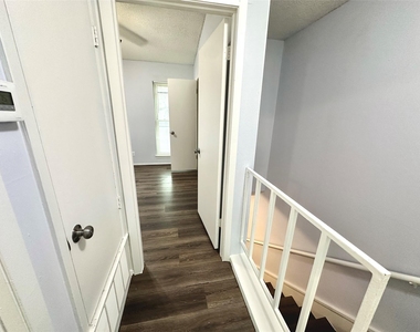 3822 Southway Dr - Photo Thumbnail 29