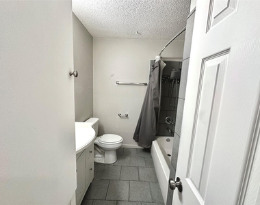 3822 Southway Dr - Photo Thumbnail 25