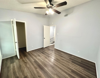 3822 Southway Dr - Photo Thumbnail 32