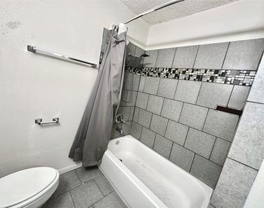 3822 Southway Dr - Photo Thumbnail 27