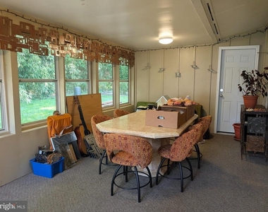326 Cherry Hill Boulevard - Photo Thumbnail 7