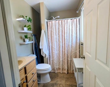 326 Cherry Hill Boulevard - Photo Thumbnail 9